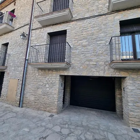 Cal Roger Monsonis Apartment Montsonis